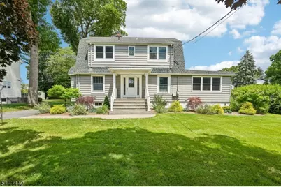 377 Hollywood Ave, Fairfield, NJ 07004 - Photo 2