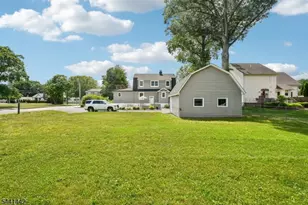 377 Hollywood Ave, Fairfield, NJ 07004 - Photo 30