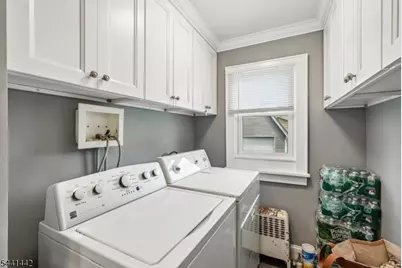 377 Hollywood Ave, Fairfield, NJ 07004 - Photo 26
