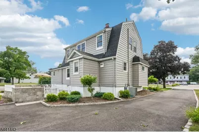 377 Hollywood Ave, Fairfield, NJ 07004 - Photo 32