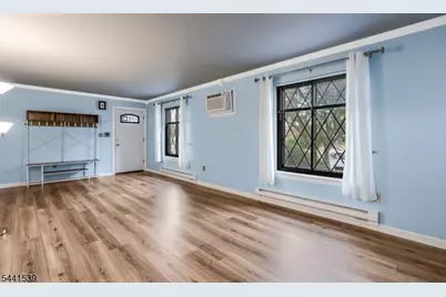 74 Farm Rd #E, Hillsborough Township, NJ 08844 - Photo 4