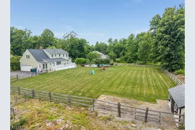 57 Circle Dr, Bethlehem Township, NJ 08827 - Photo 8