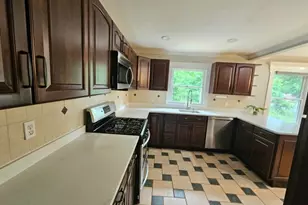 46 Heather Dr, Franklin Township, NJ 08873 - Photo 8