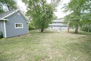 46 Heather Dr, Franklin Township, NJ 08873 - Photo 40