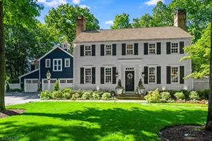 11 Red Oak Row, Chester, NJ 07930 - Photo 1