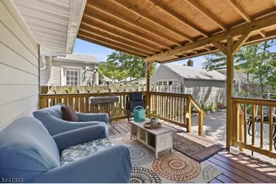 207 Buchanan St, Linden, NJ 07036 - Photo 16