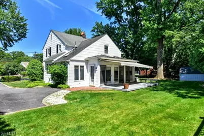 161 Wyckoff Ave, Wyckoff Township, NJ 07481 - Photo 14