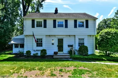 161 Wyckoff Ave, Wyckoff Township, NJ 07481 - Photo 1