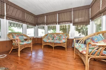 161 Wyckoff Ave, Wyckoff Township, NJ 07481 - Photo 4