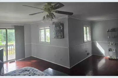 115 Oak St, Old Bridge Township, NJ 08857 - Photo 32