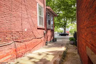 161 Milford Ave, Newark, NJ 07108 - Photo 30