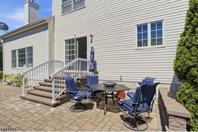 17 Kimble Ct, Hillsborough Township, NJ 08844 - Photo 10