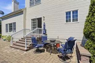 17 Kimble Ct, Hillsborough Township, NJ 08844 - Photo 10