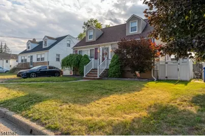 34 Harper St, Piscataway Township, NJ 08854 - Photo 2