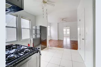 143 Huntington Ter #2R, Newark, NJ 07112 - Photo 6