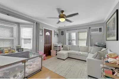 20 Harding Ave, Pompton Lakes, NJ 07442 - Photo 2