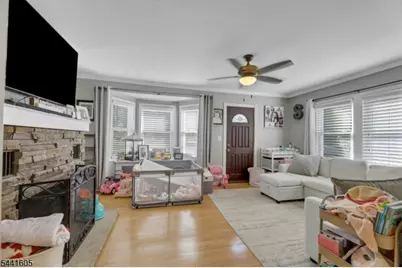 20 Harding Ave, Pompton Lakes, NJ 07442 - Photo 4