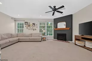 3 Grant Way, Lopatcong Township, NJ 08865 - Photo 4