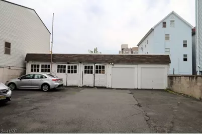 66-68 Chambers St, Newark, NJ 07105 - Photo 4