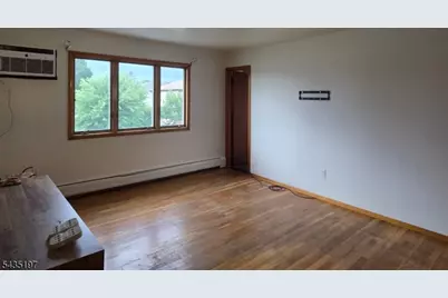 508 Lincoln St #2, Carlstadt, NJ 07072 - Photo 2