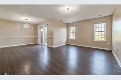 7 Sloop Sq, Howell Township, NJ 07728 - Photo 10