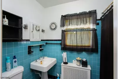 710 Wadsworth Ave, Plainfield, NJ 07060 - Photo 16