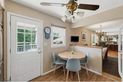 6 Plenge Dr, Belleville, NJ 07109 - Photo 10