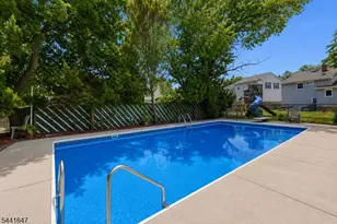 6 Plenge Dr, Belleville, NJ 07109 - Photo 22
