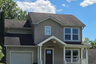 4 Michael Ct, Hamburg, NJ 07419 - Photo 1