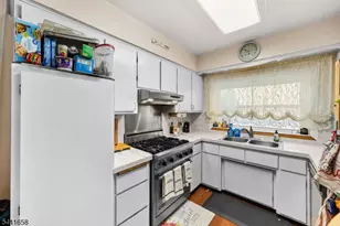 176 Washington Rd, Sayreville, NJ 08872 - Photo 16