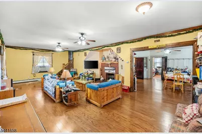 176 Washington Rd, Sayreville, NJ 08872 - Photo 10