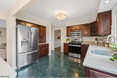 1 Wakeman Cir, Hillsborough Township, NJ 08844 - Photo 10