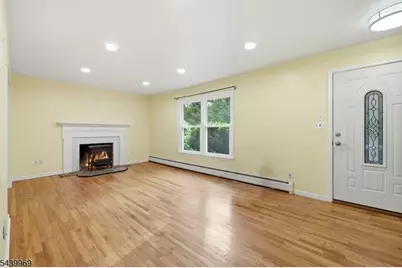 223 Beacon Hill Rd, Washington Township, NJ 07830 - Photo 14