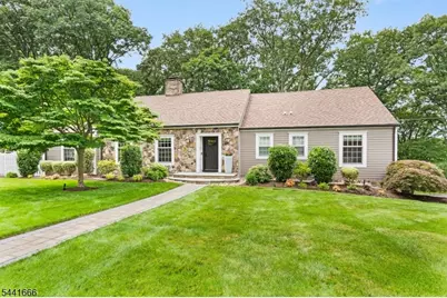 89 Skyline Dr, Morris Township, NJ 07960 - Photo 1