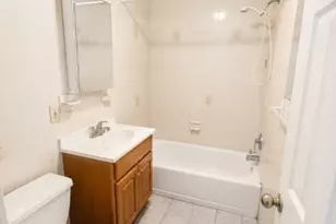 128 Columbus Pl, Roselle Park, NJ 07204 - Photo 4