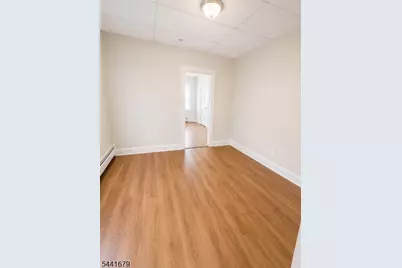 128 Columbus Pl #1, Roselle Park, NJ 07204 - Photo 2