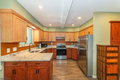 169 Shongum Rd, Denville, NJ 07834 - Photo 12