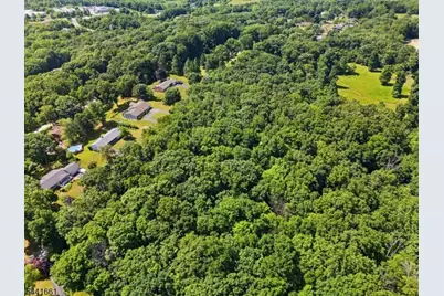 35 Hampton Heights Rd, Lafayette, NJ 07848 - Photo 4