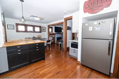 19 Overlook Ter, Maplewood, NJ 07040 - Photo 16