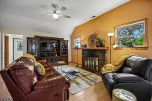 43 Calumet Ave, Parsippany, NJ 07034 - Photo 4