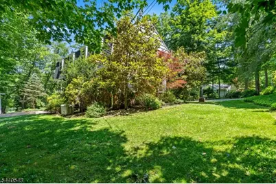 60 Brook Dr, Watchung, NJ 07069 - Photo 36