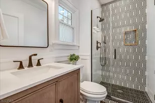 27 Montclair Ave, Montclair, NJ 07042 - Photo 22