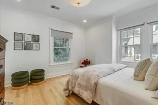 27 Montclair Ave, Montclair, NJ 07042 - Photo 32