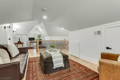 27 Montclair Ave, Montclair, NJ 07042 - Photo 36