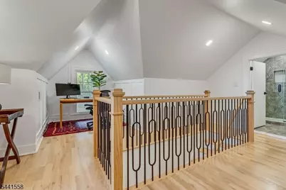 27 Montclair Ave, Montclair, NJ 07042 - Photo 28