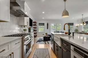 27 Montclair Ave, Montclair, NJ 07042 - Photo 16
