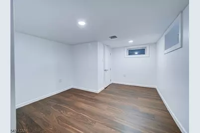 217 Heywood Ave, Orange, NJ 07050 - Photo 14