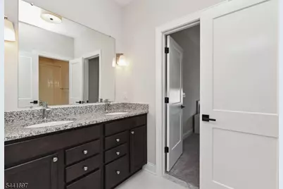 15 Juniper Ct, Cedar Grove, NJ 07009 - Photo 26