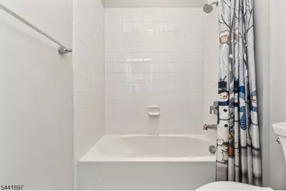 15 Juniper Ct, Cedar Grove, NJ 07009 - Photo 8