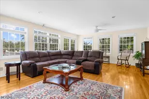 9 Mills Ct, Raritan Township, NJ 08822 - Photo 20